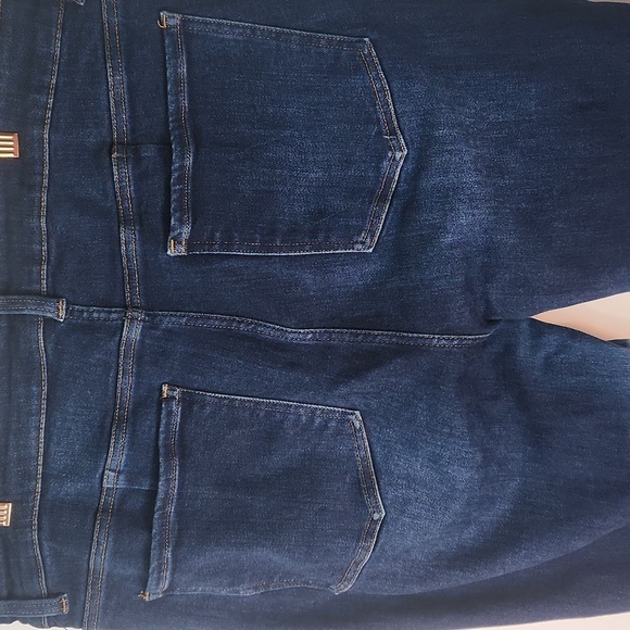 Universal Standard Joni High Rise Curve Slim Leg Jeans, Size 20 - Picture 6 of 10